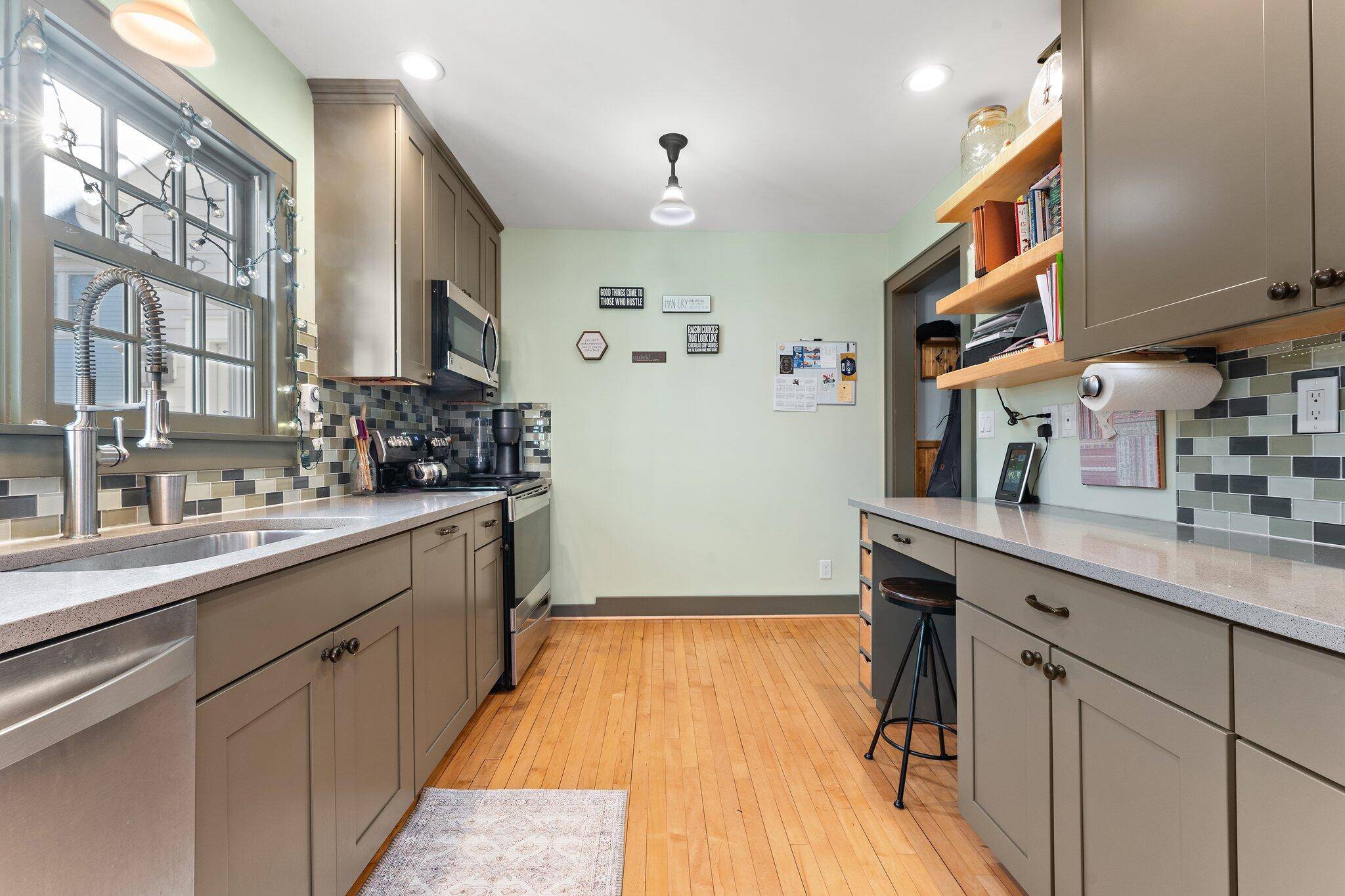 Valparaiso, IN 46383,53 Willow ST