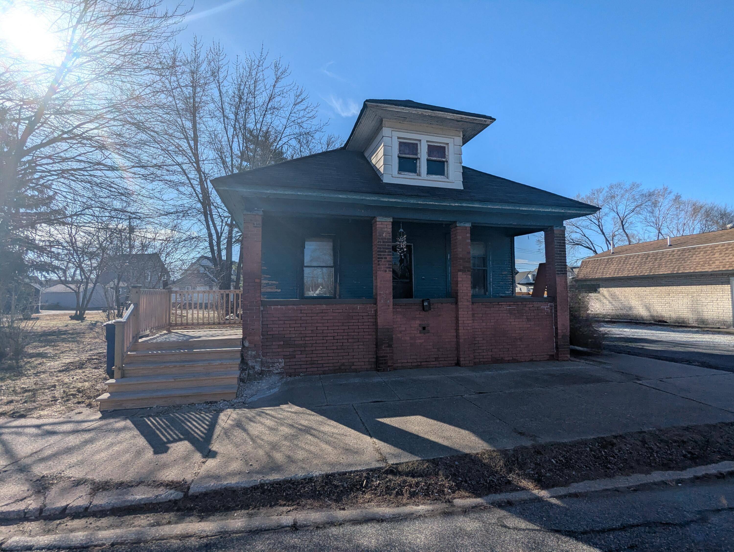 Michigan City, IN 46360,131 E Barker AVE