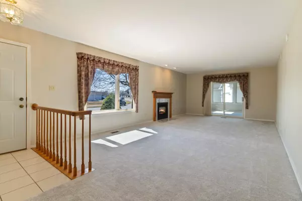 St. John, IN 46373,9908 Pheasant LN