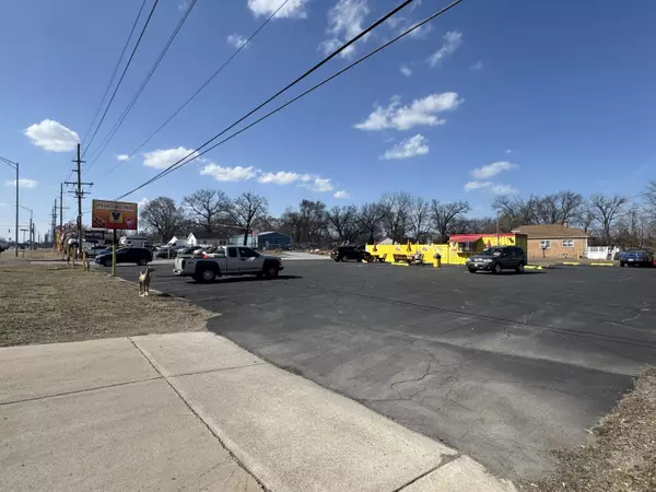 2900 E Ridge RD, Lake Station, IN 46405
