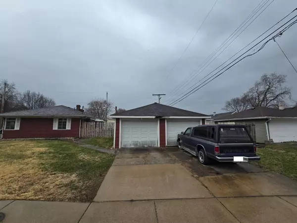 Hammond, IN 46324,7902 Birch DR