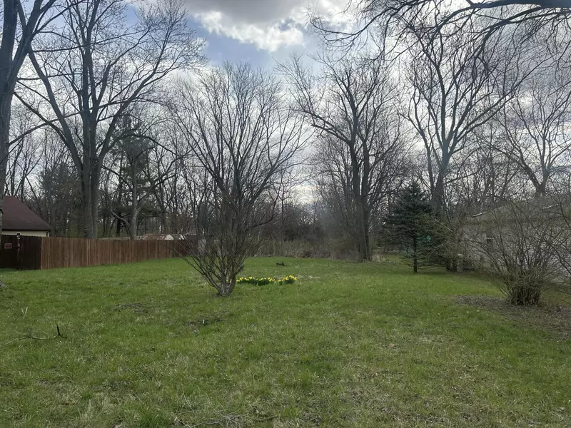 5565 Swift ST, Hobart, IN 46342