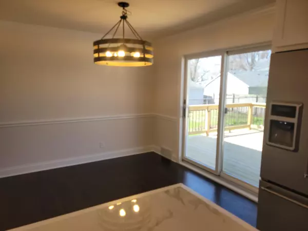 Munster, IN 46321,8956 Hudson CT