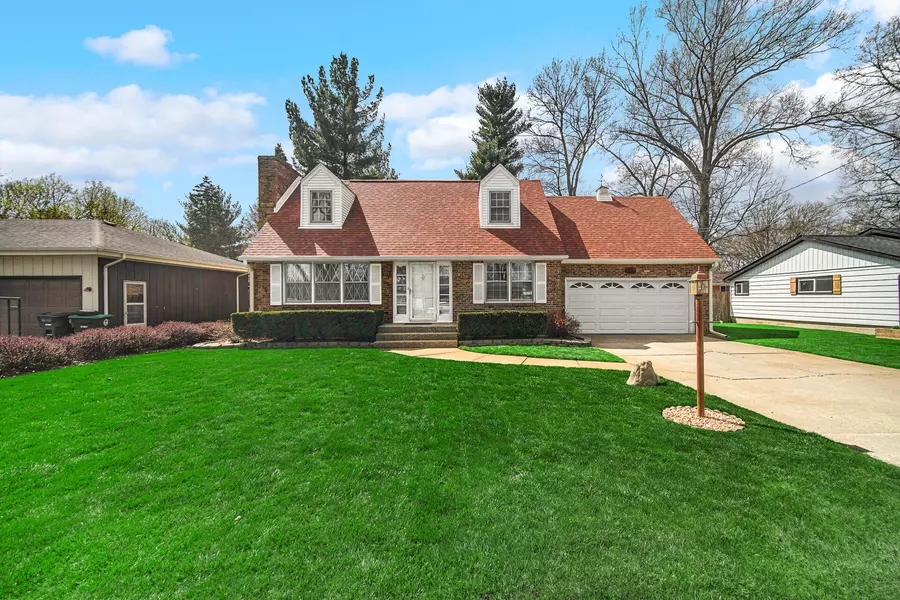 176 Fraser LN, Hobart, IN 46342