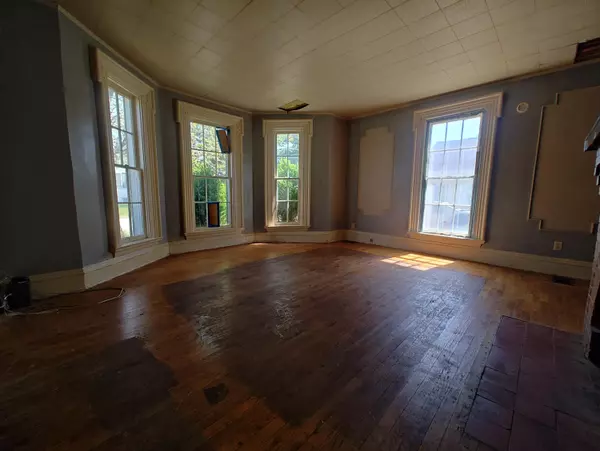 North Judson, IN 46366,218 Park AVE