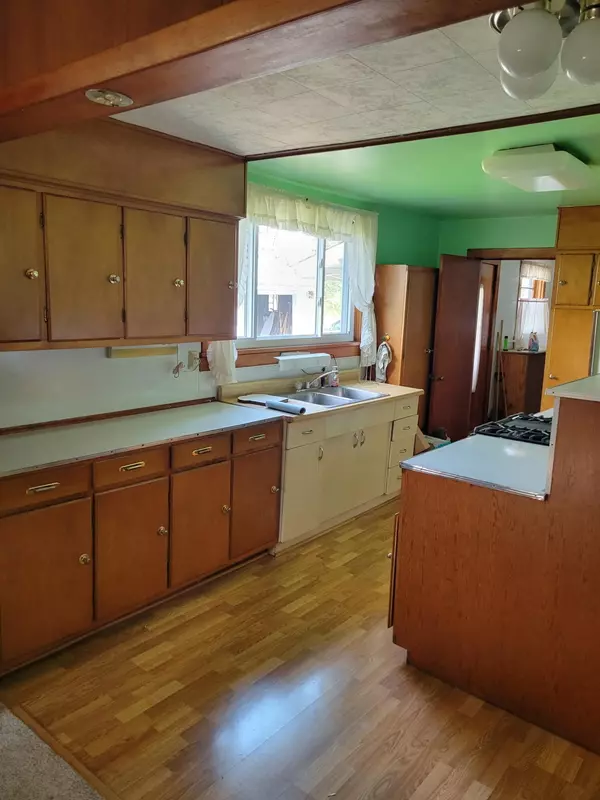 Demotte, IN 46310,5646 W 1250