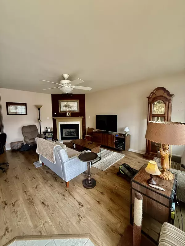 Crown Point, IN 46307,1816 Elderberry CT