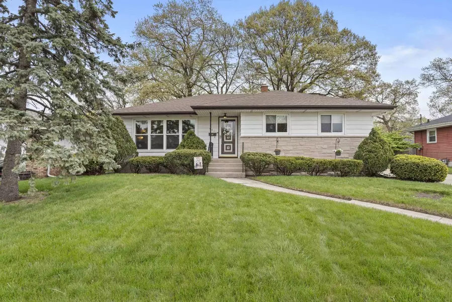 541 N Jay AVE, Griffith, IN 46319