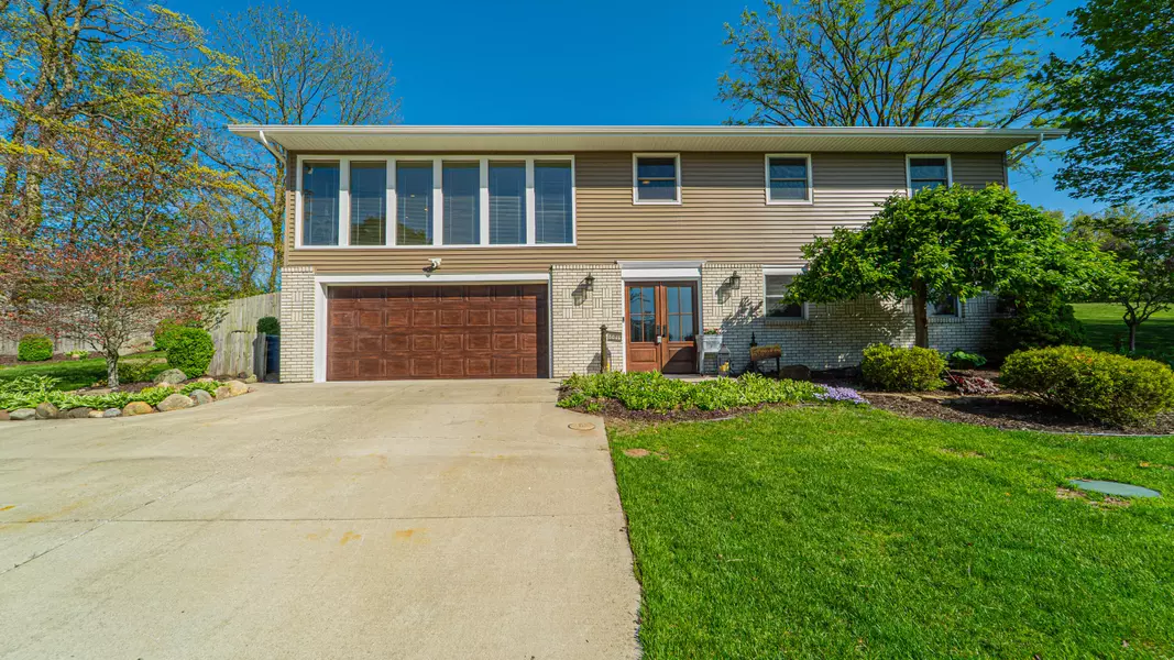 5646 W Johnson RD, La Porte, IN 46350