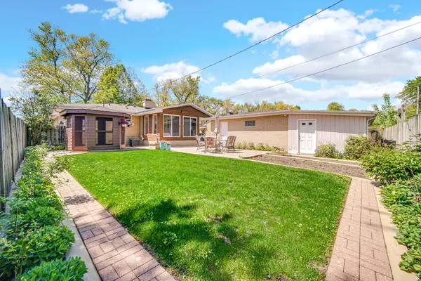 Munster, IN 46321,8215 Northcote AVE