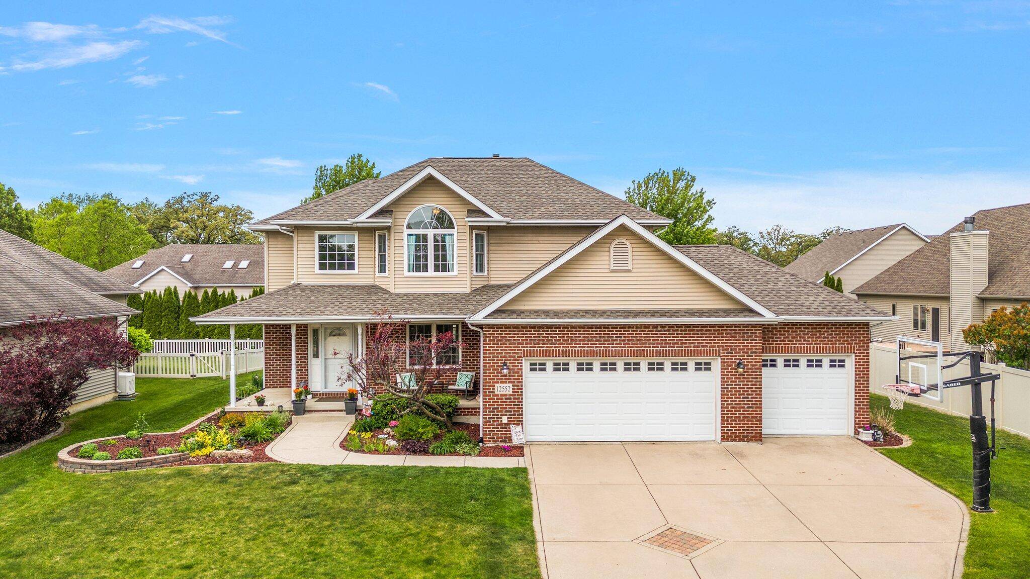 12552 Pennsylvania PL, Crown Point, IN 46307