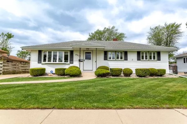Highland, IN 46322,9218 Highland PL