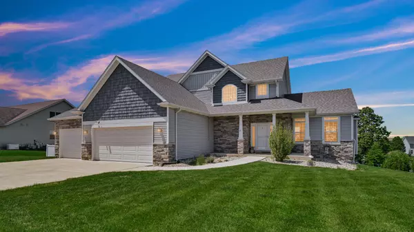 Valparaiso, IN 46385,2813 Westwind DR