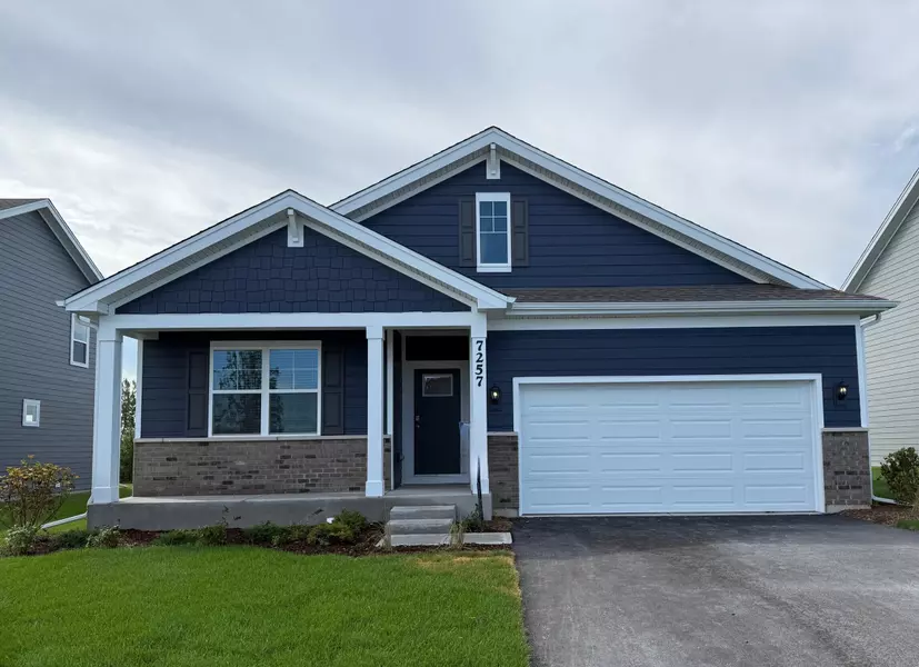 7257 W 107th PL, Crown Point, IN 46307