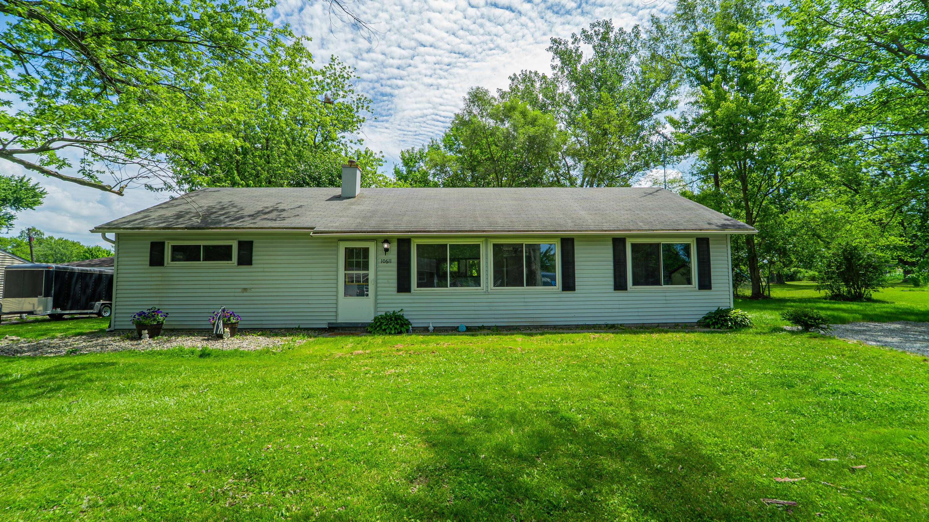 10611 Baker PL, Crown Point, IN 46307