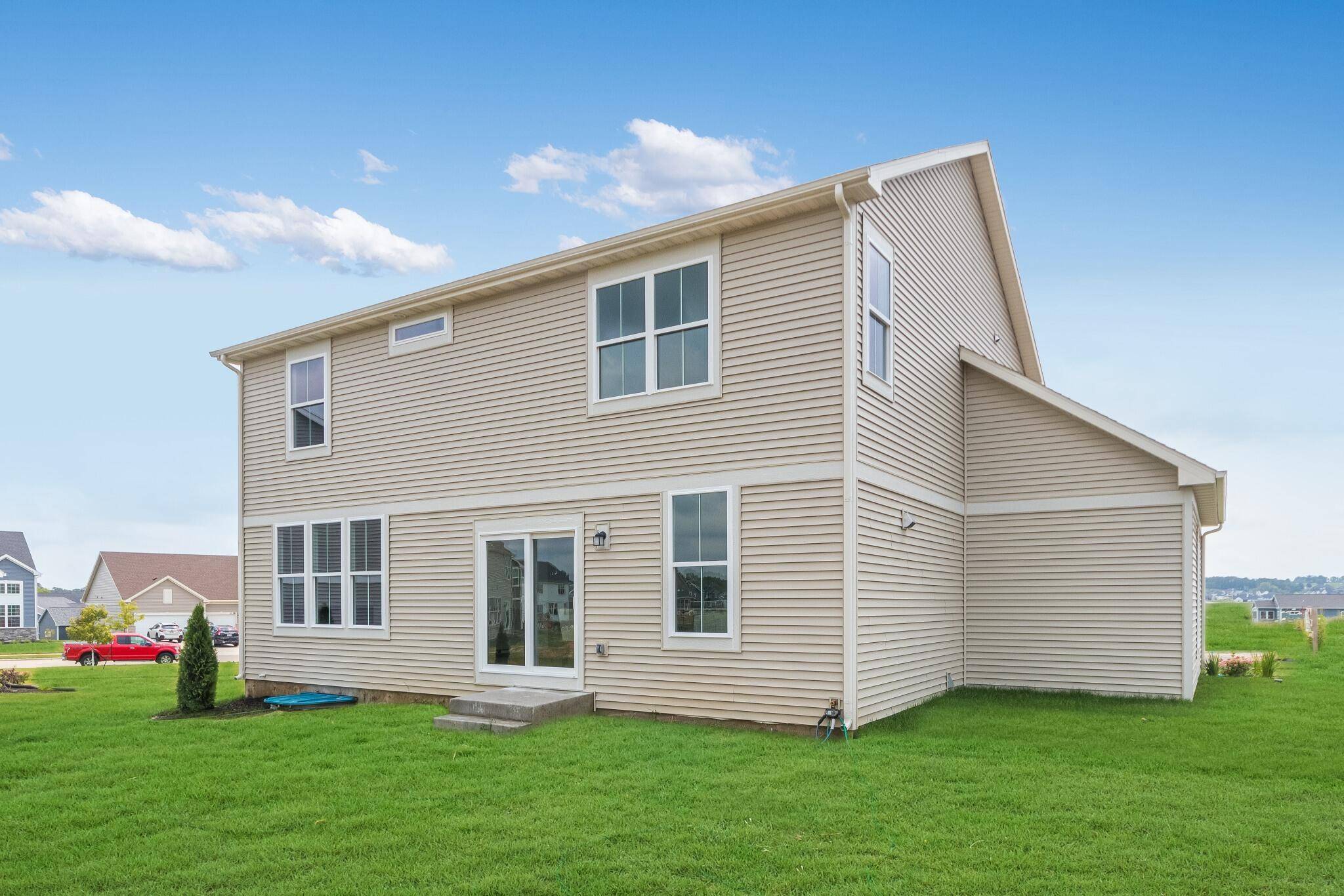 Winfield, IN 46307,11127 Green PL