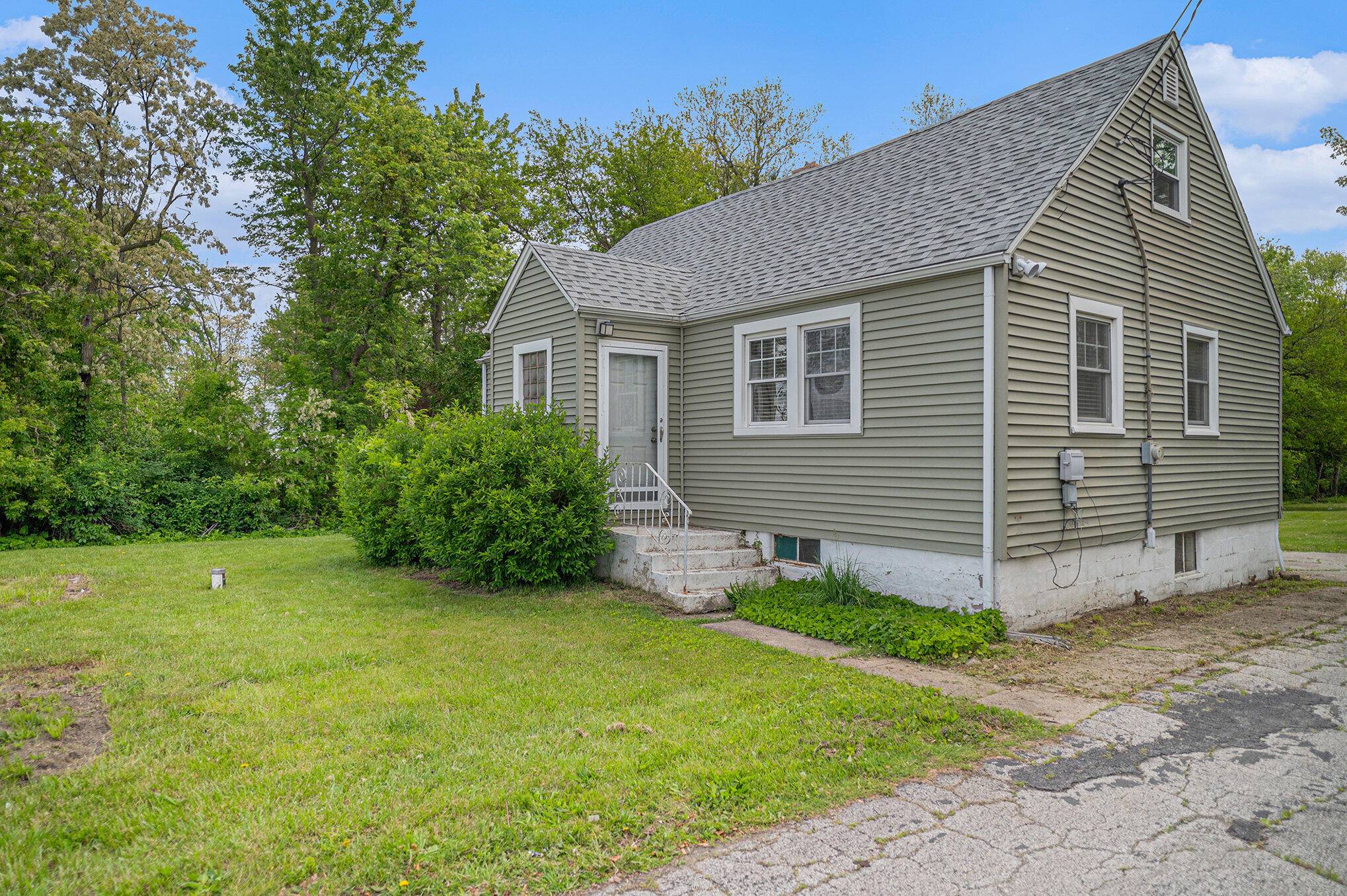 Merrillville, IN 46410,7975 Colorado ST