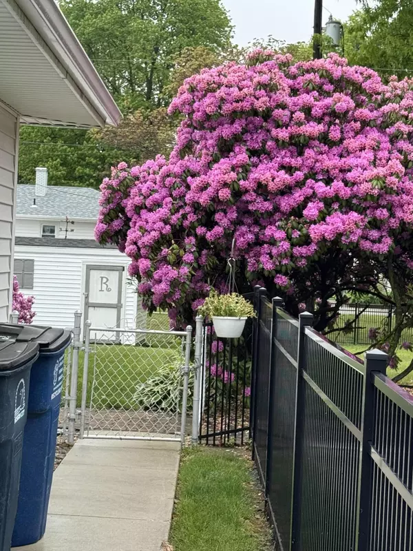 Michigan City, IN 46360,1051 Kent RD