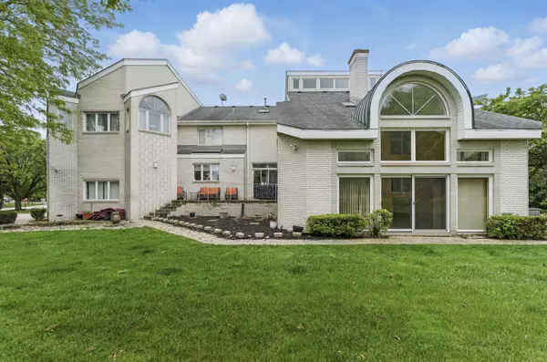 Dyer, IN 46311,1141 Portmarnock CT