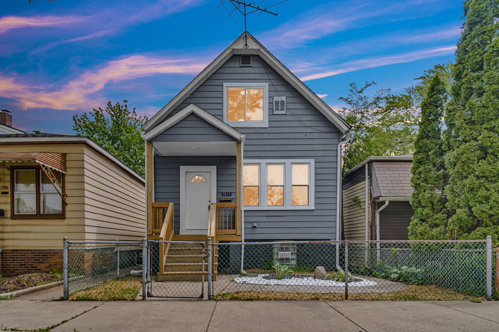 2019 Davidson PL, Whiting, IN 46394