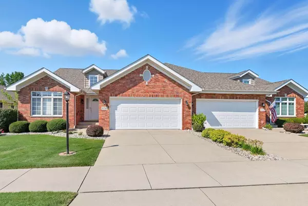 10746 Knickerbocker CT, St. John, IN 46373