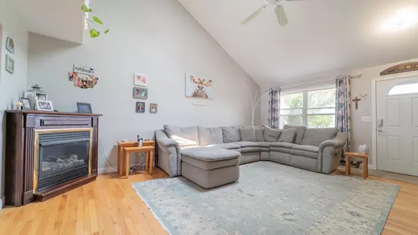 Valparaiso, IN 46385,685 Coventry CT