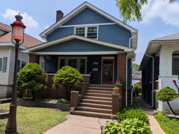 1732 Cleveland AVE,  Whiting,  IN 46394