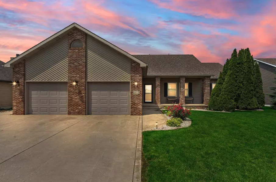 607 E Valparaiso ST, Westville, IN 46391