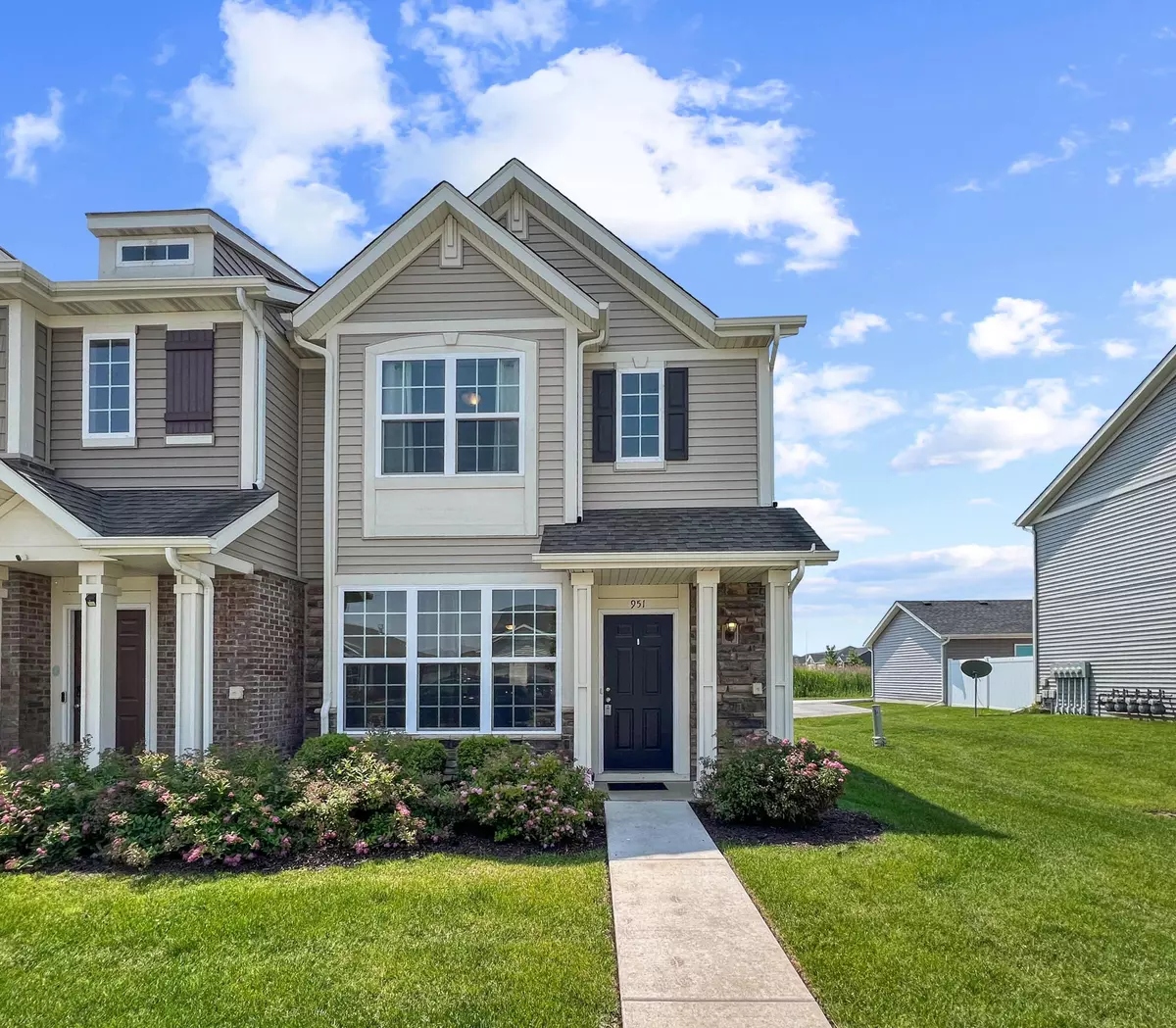 Crown Point, IN 46307,951 E 117th PL