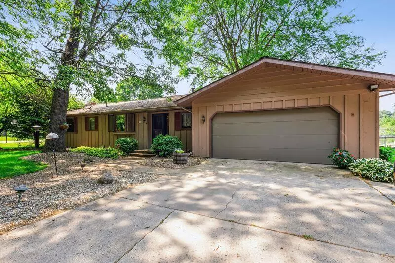 144 Dogwood DR, La Porte, IN 46350