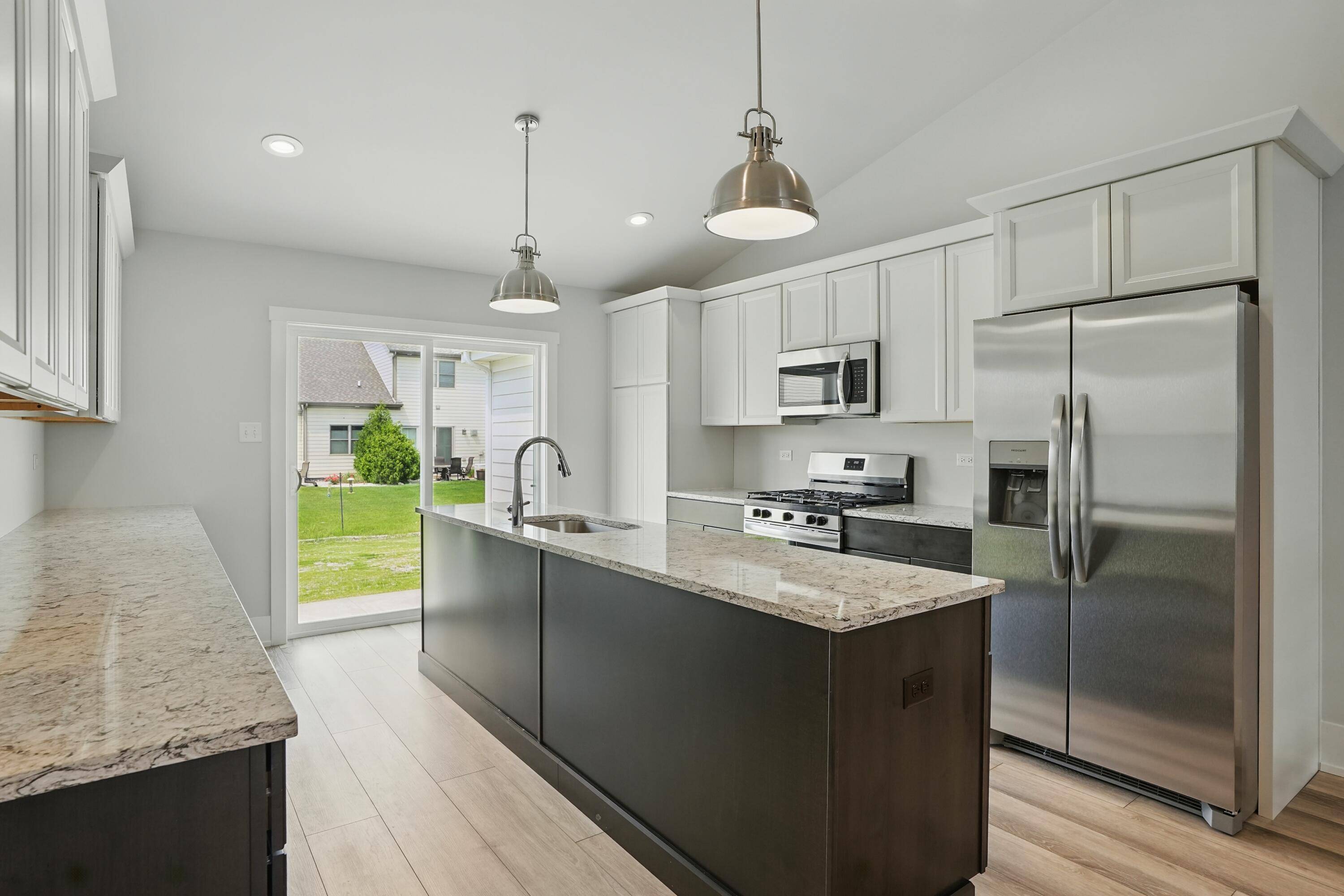 St. John, IN 46373,9194 Hickory PL