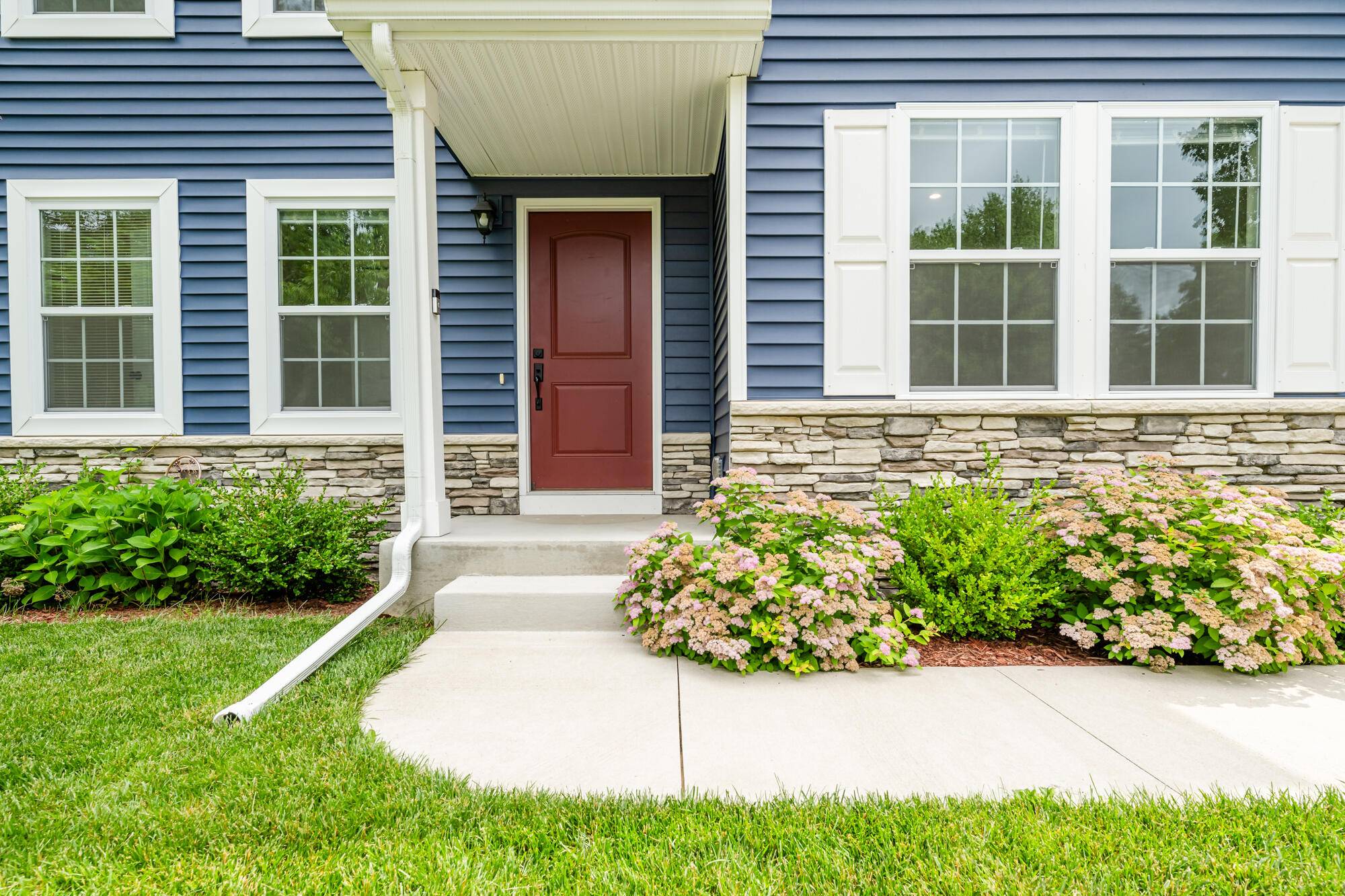 New Carlisle, IN 46552,305 Hill Top CT