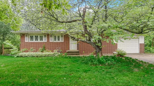 Portage, IN 46368,5021 Stagecoach RD