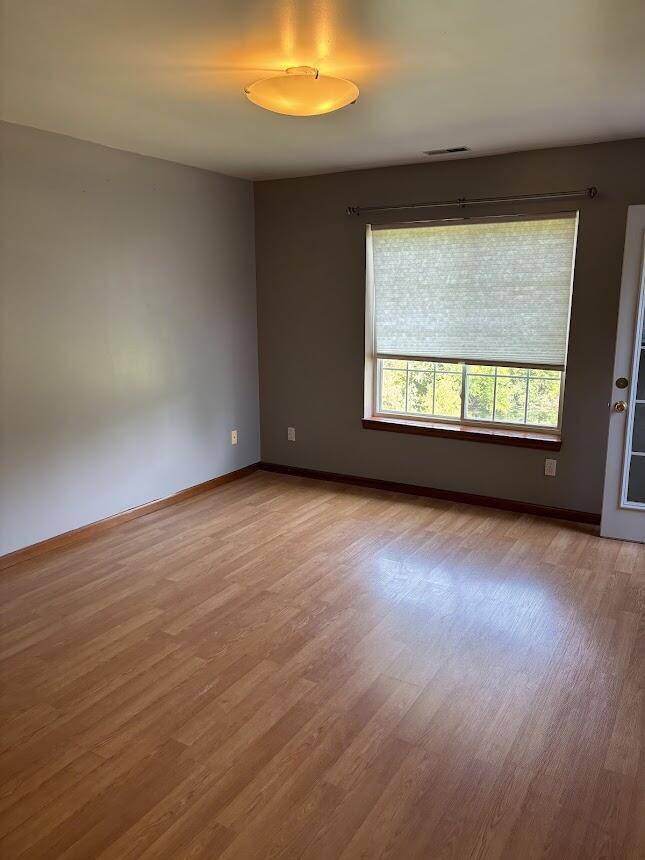 Valparaiso, IN 46383,3000 Columbine CIR #G