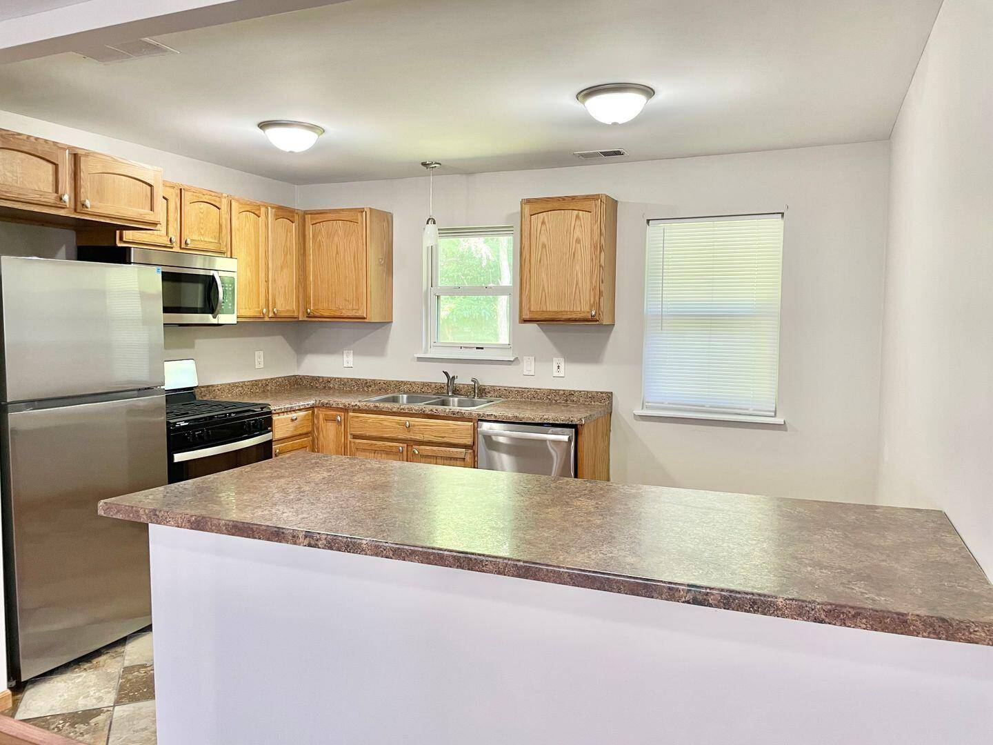 Valparaiso, IN 46385,28 S St Rd 2