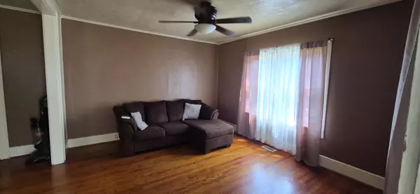 La Porte, IN 46350,805 4th ST