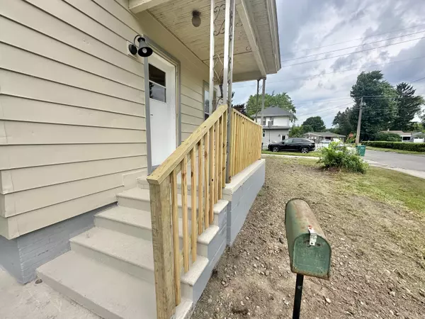 La Porte, IN 46350,422 Melrose ST