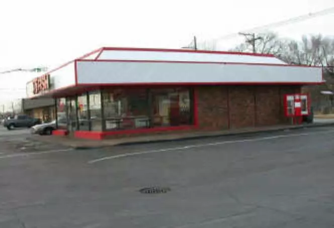 810 W 5th AVE, Gary, IN 46402