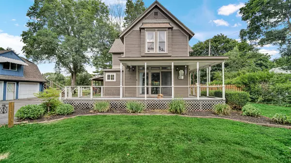 Kentland, IN 47951,805 N 1st ST