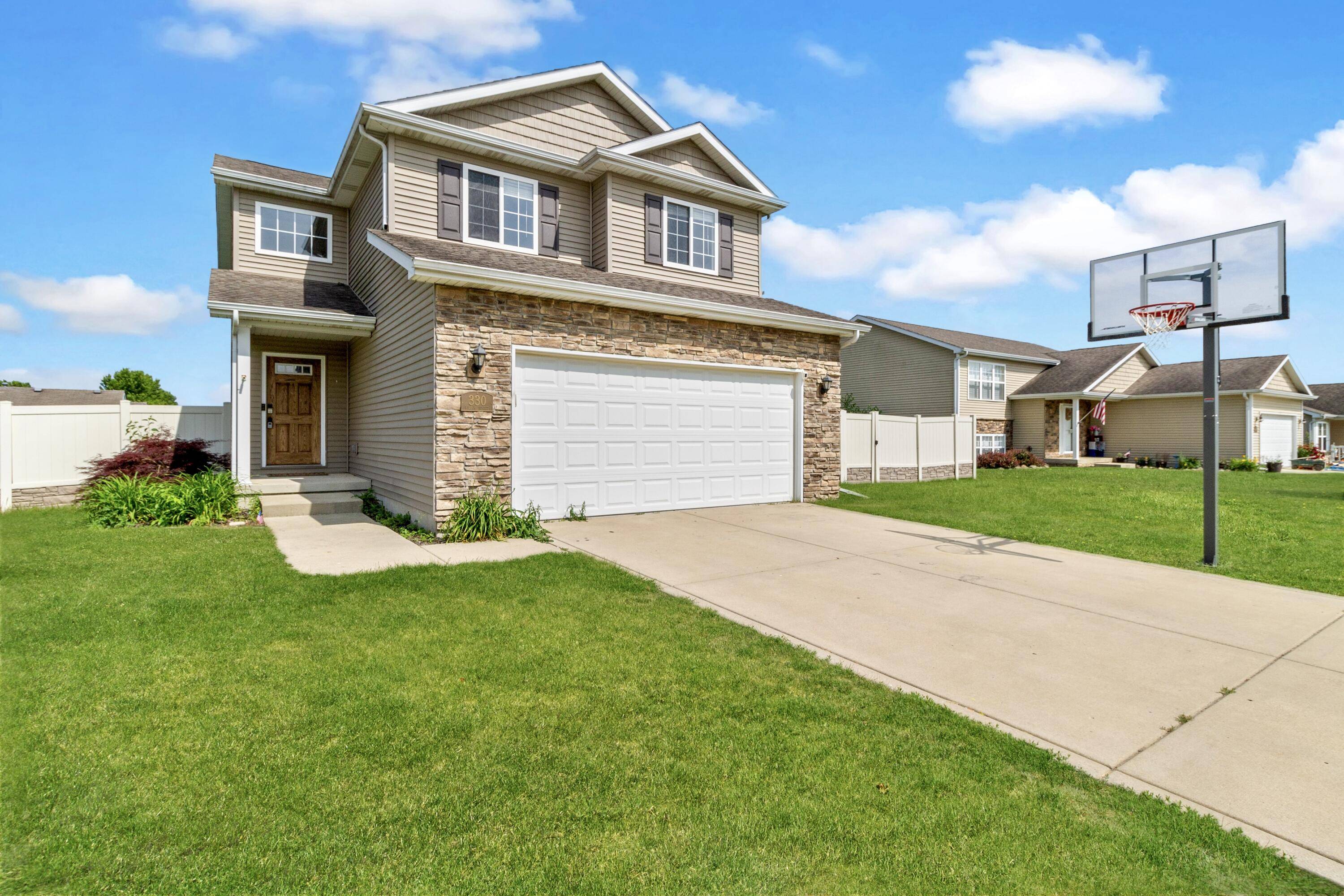 330 Willow ST, Lowell, IN 46356
