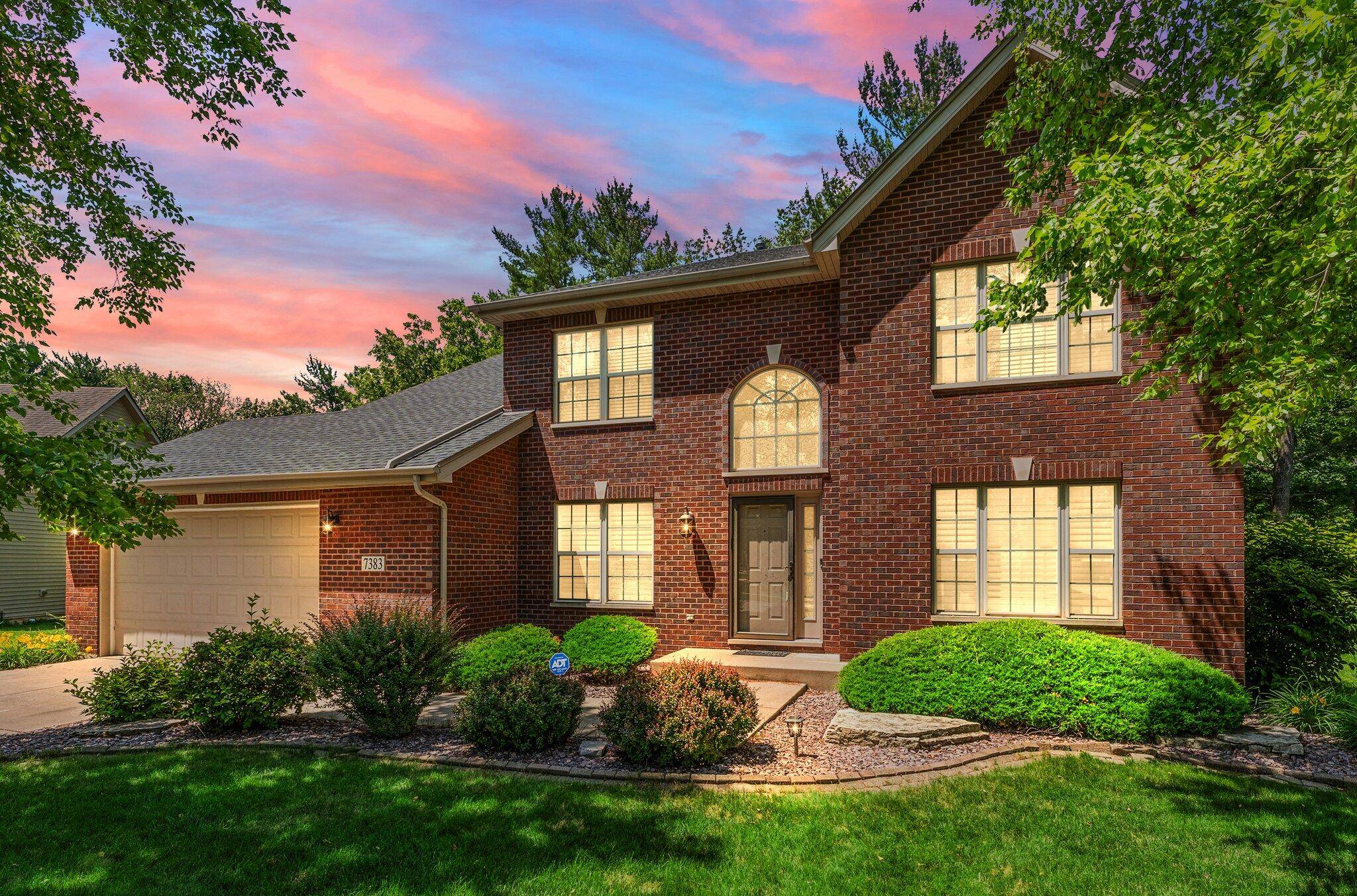 7383 Emerson CT, Schererville, IN 46375