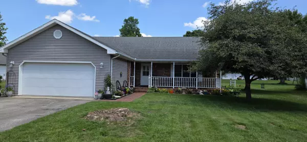 Demotte, IN 46310,609 Cedar ST