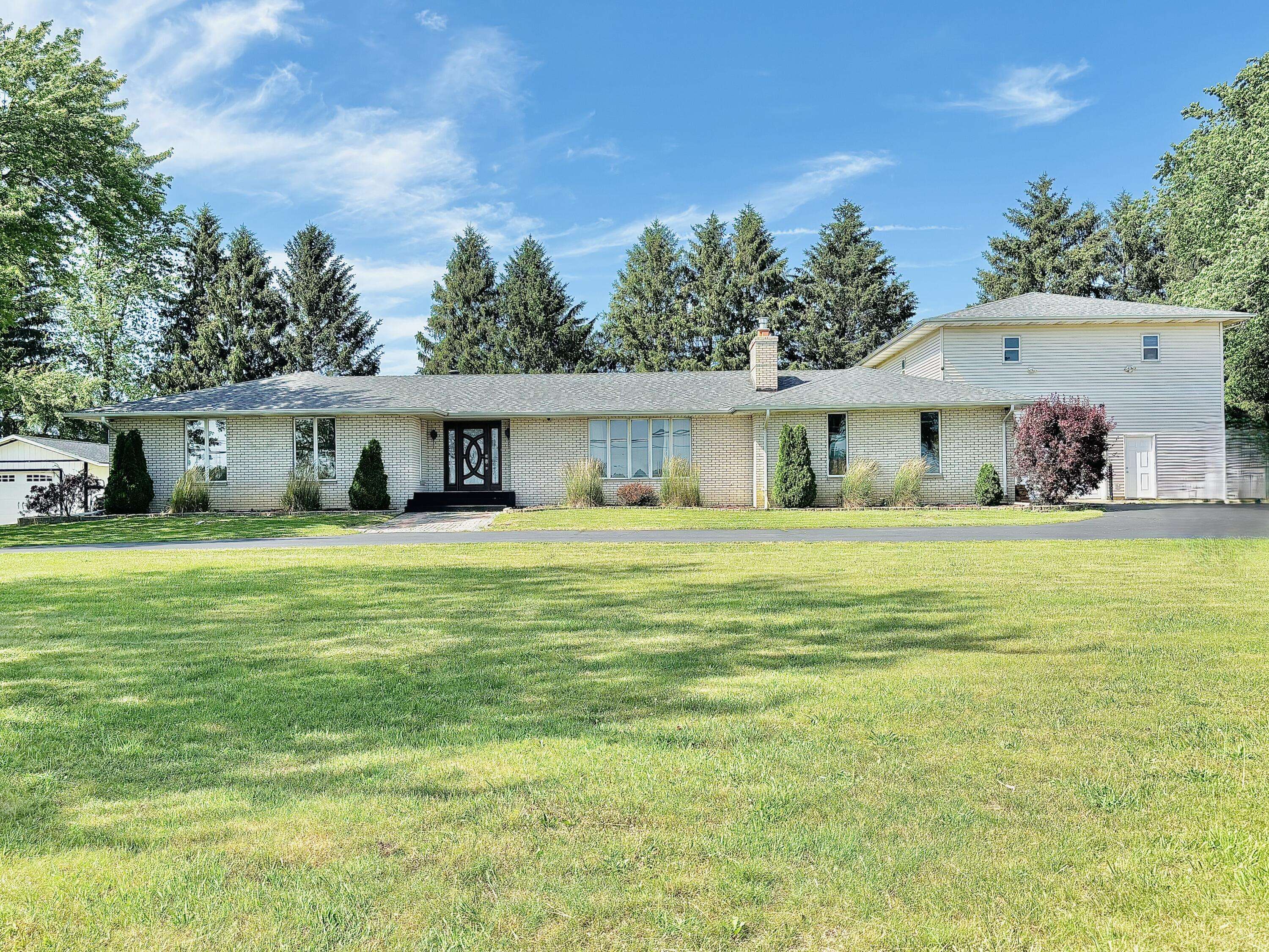 633 W 600, Hobart, IN 46342