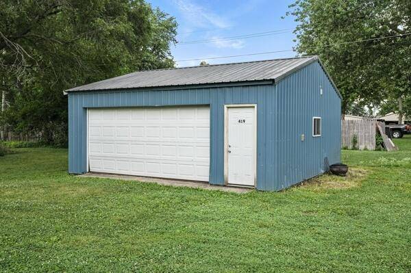 419 Clay ST, Morocco, IN 47963