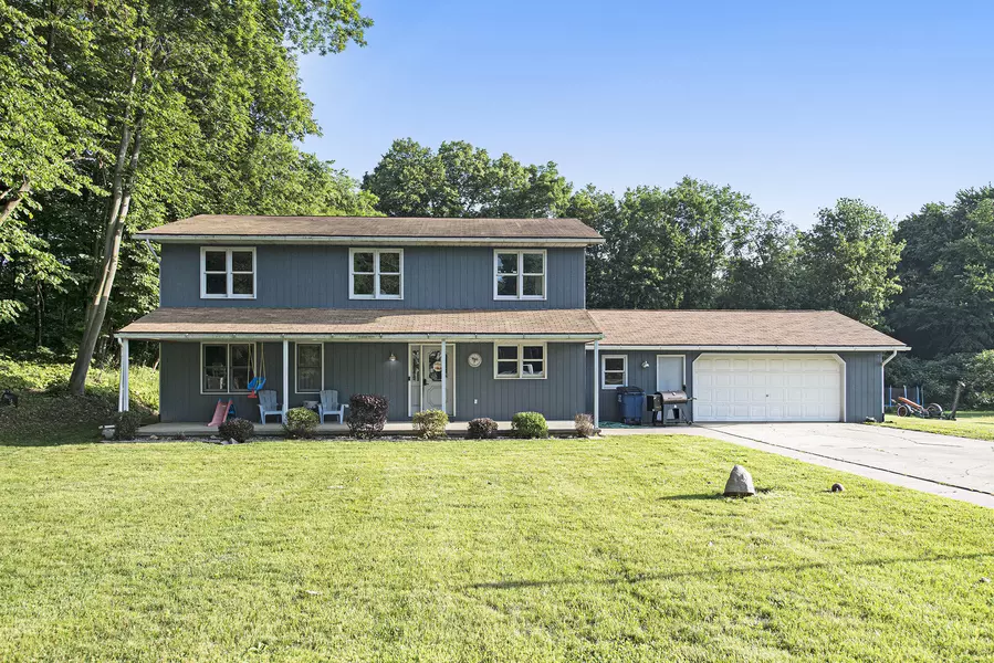 4025 E Rolling DR, Rolling Prairie, IN 46371