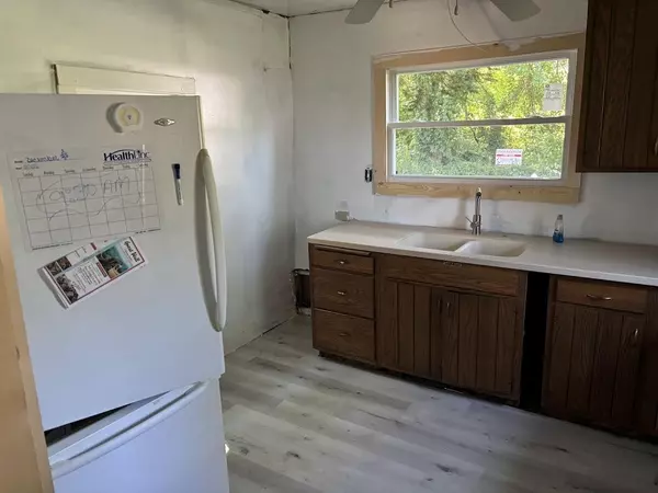 Walkerton, IN 46574,119 Cherry DR