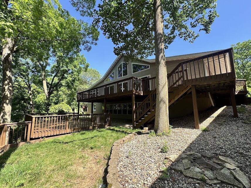 Hobart, IN 46342,1009 Lake George DR