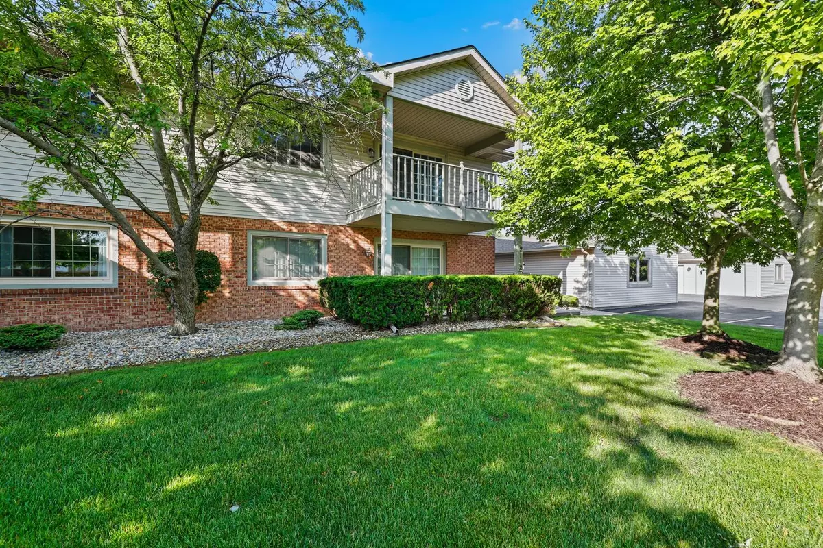 Highland, IN 46322,2116 Terrace DR #2116