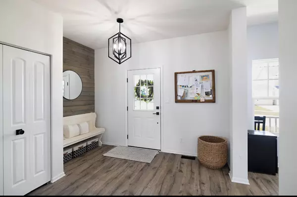 Cedar Lake, IN 46303,9634 Dixon CT