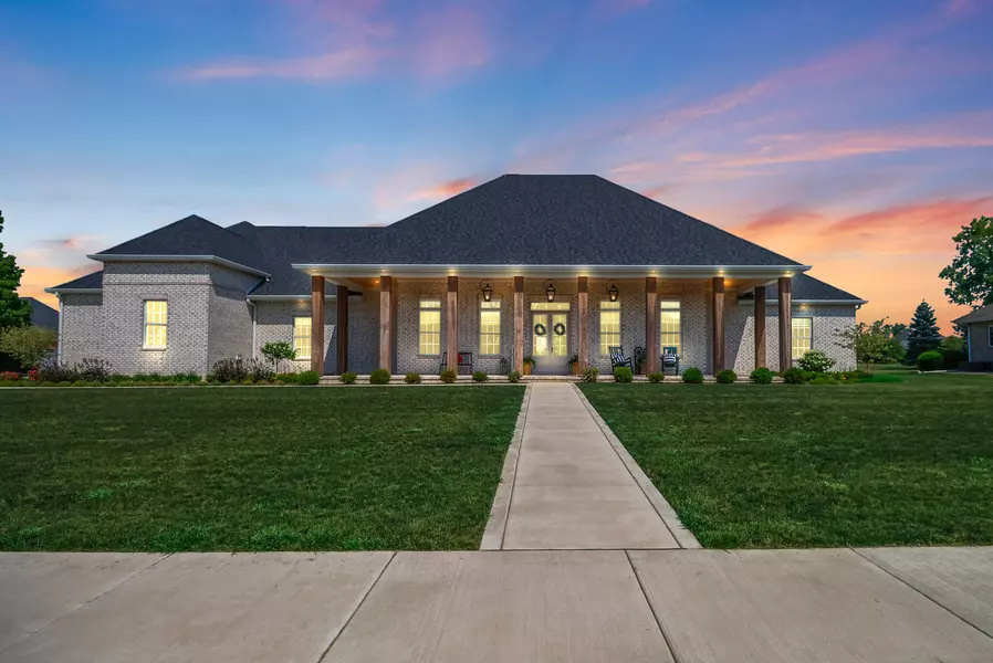 13761 Jennings LN, Crown Point, IN 46307